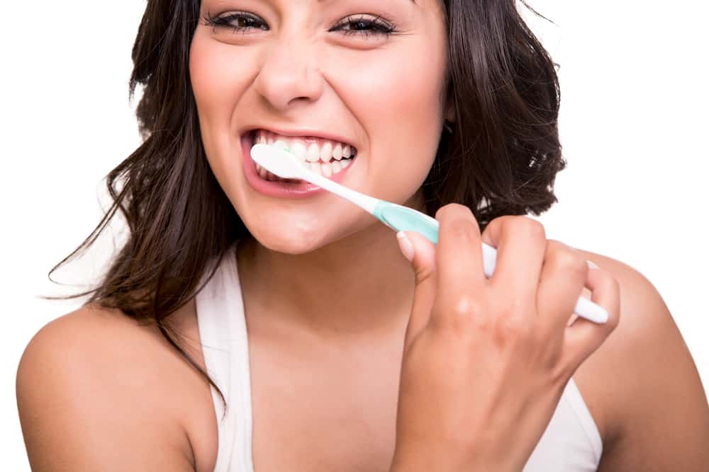 dişlerini fırçala nasıl