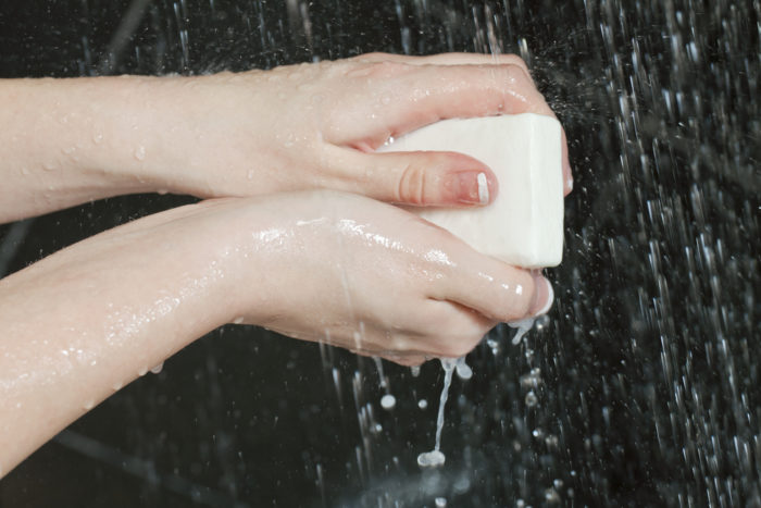 banyo sabunu cilde zarar verir
