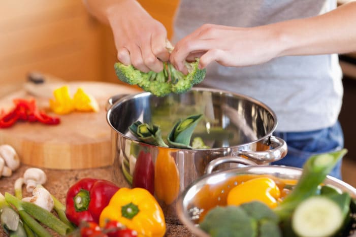 Kolesterol Seviyelerini Düşürmek İçin Evde Yemek Pişirme İpuçları