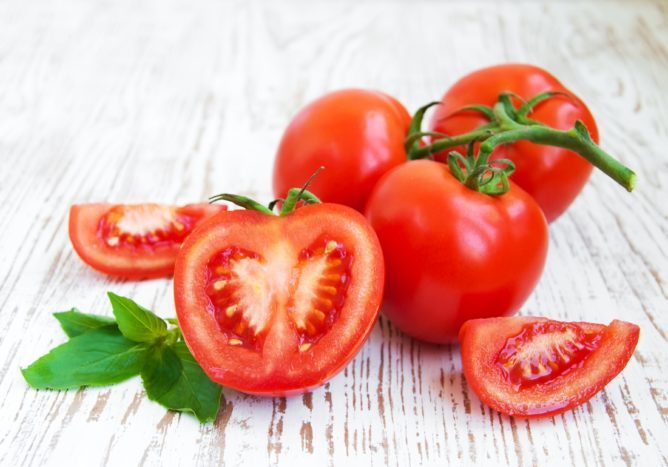 domates kırmızı sebzelerin yararlarıdır